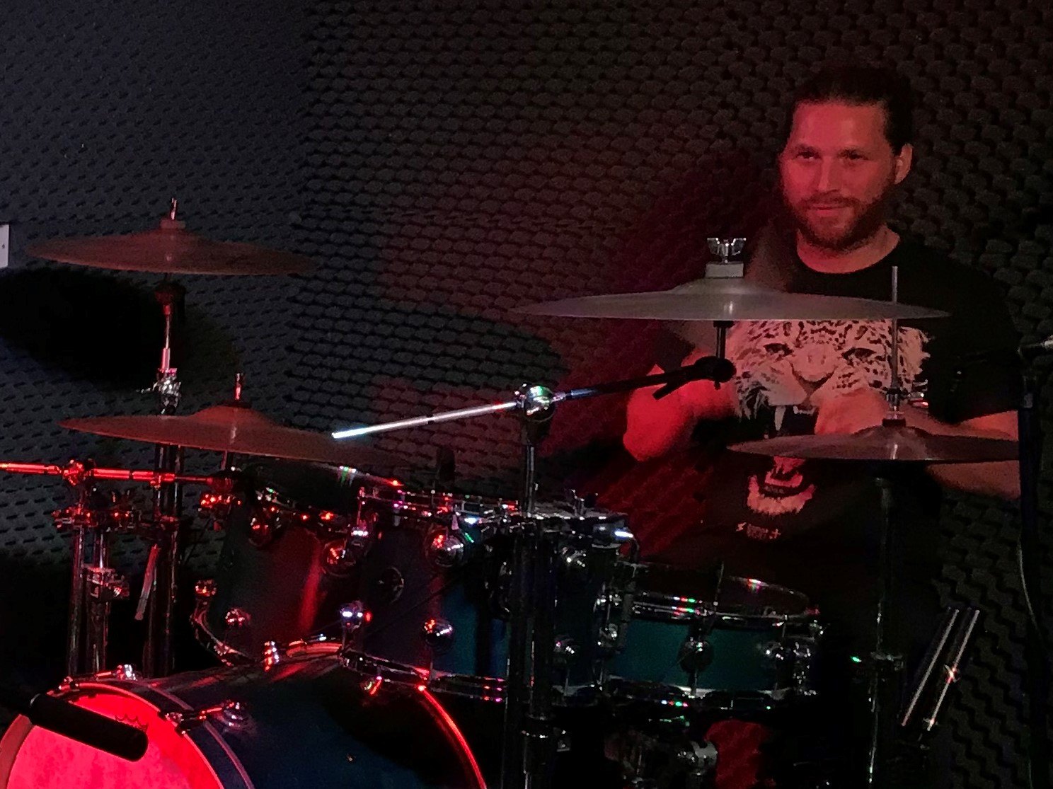 UK session drummer Steve Tanton recording live drums